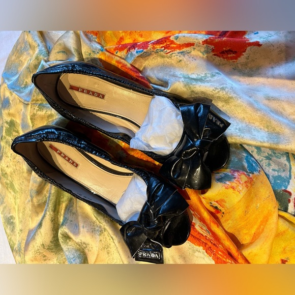 Prada shoes - Picture 7 of 9